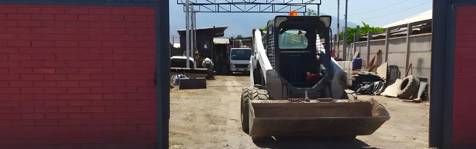 LAZEMAR: maquinaria y trabajos en obra